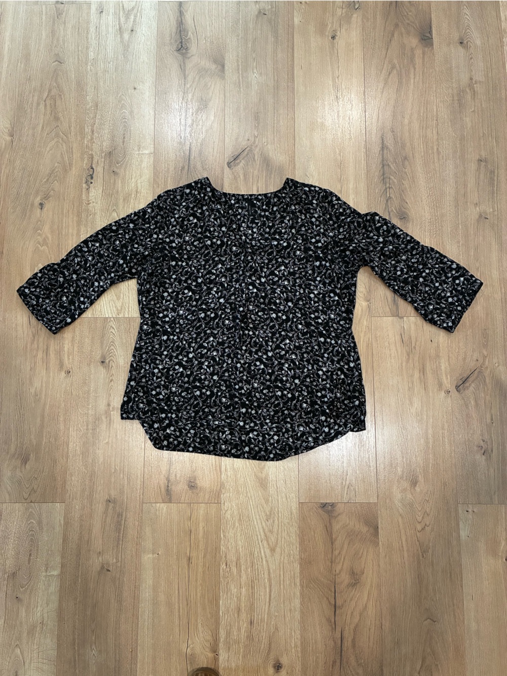 Black Floral Long-Sleeve Women's Top
